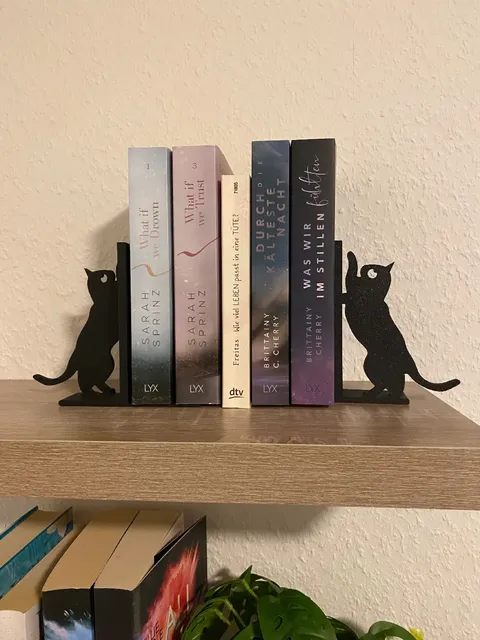 Dekoratif Kedi Tasarımlı Kitap Tutucu – Masaüstü Kitaplık Düzenleyici