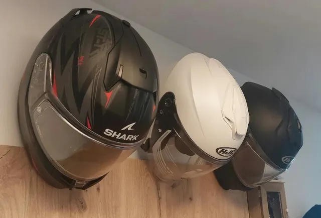 Duvara Monte Kask Askısı – Motosiklet ve Bisiklet Kask Tutucu (1 Adet)